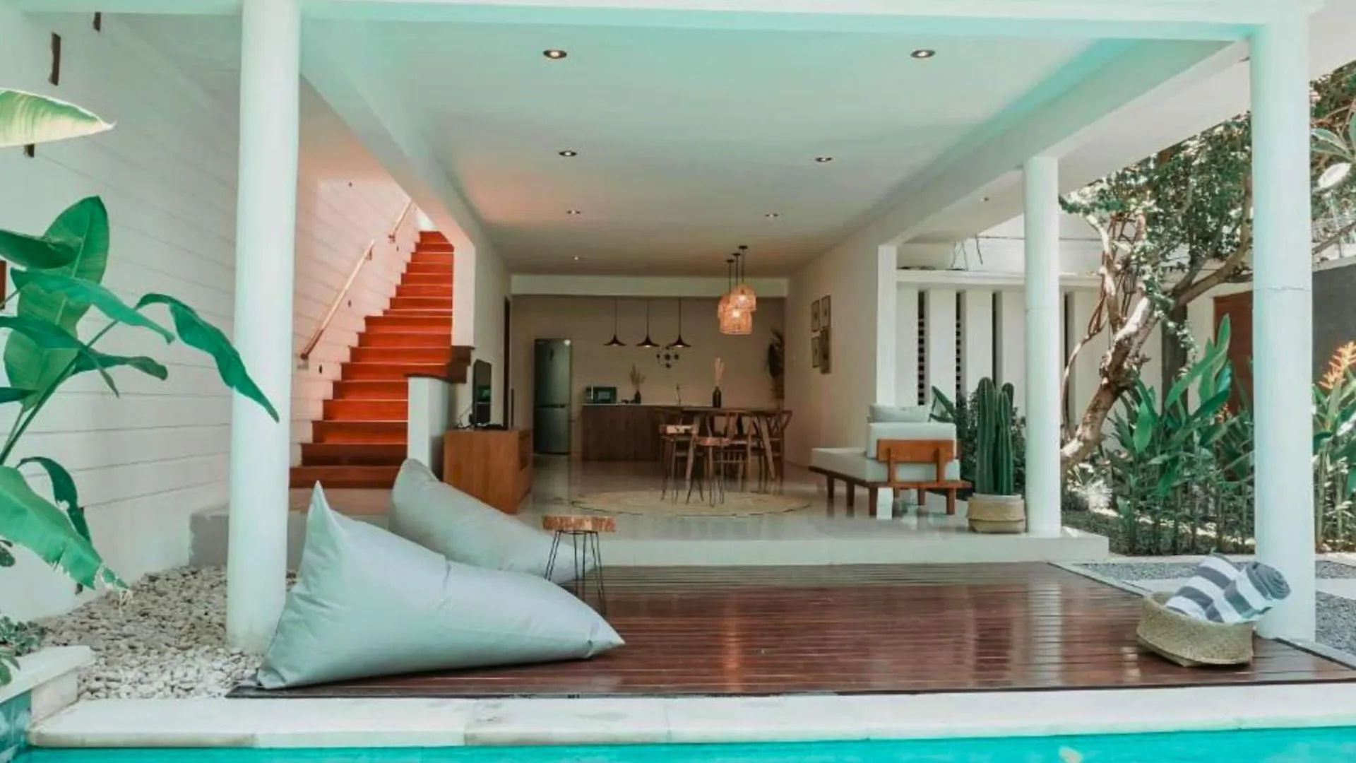 Spacious 2 Bedroom Private Pool Villa Zn108 Seminyak Endonezya